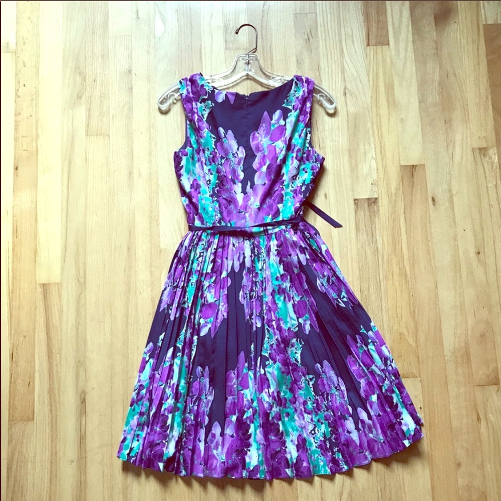 Pleated floral dress. Fit & flare Wedding Easter